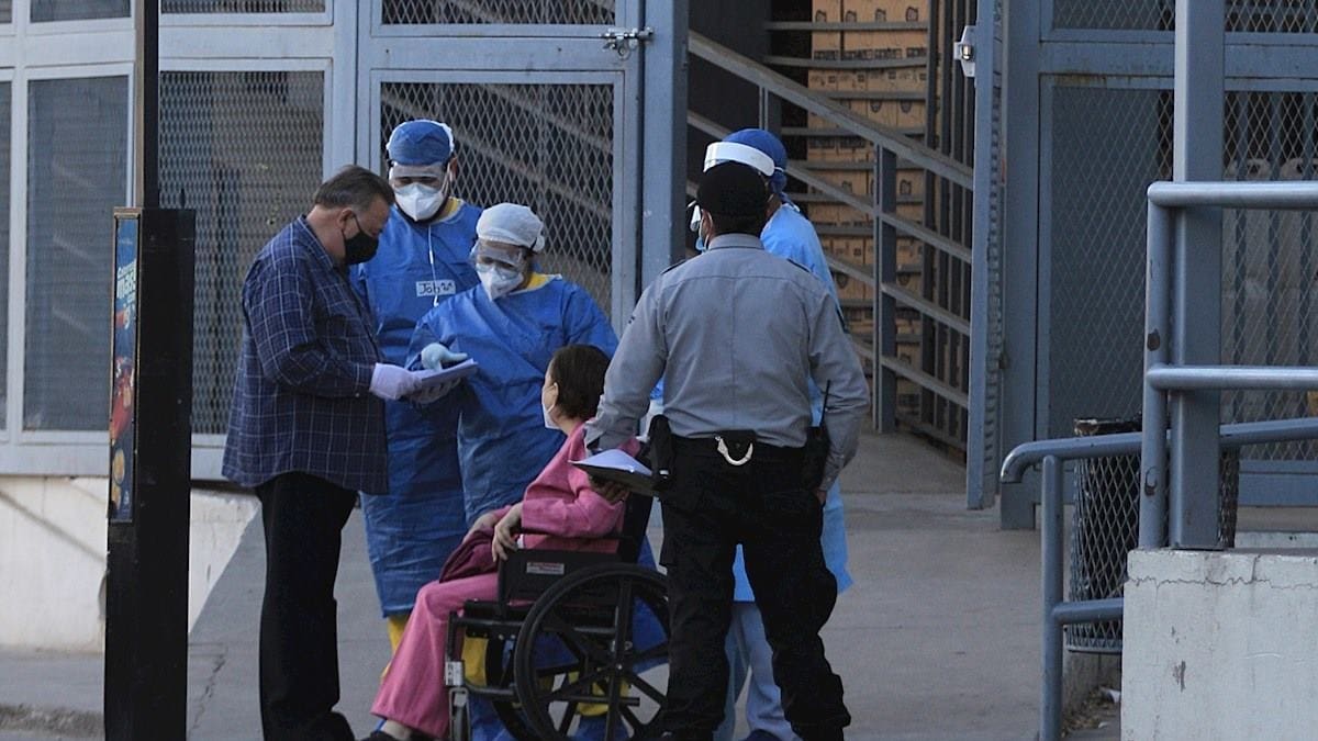 Investigadores mexicanos descubren tratamiento contra COVID-19