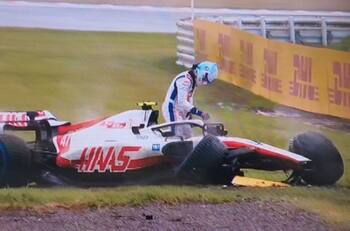 VIDEO | El accidente que nadie vio de Mick Schumacher en el GP de Japón