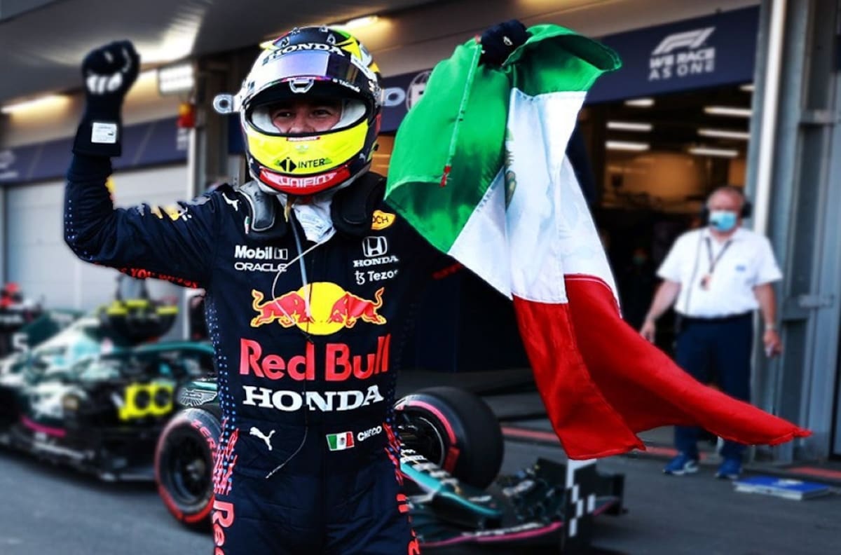 Checo Pérez es halagado por la prensa internacional tras su actuación en Turquía
