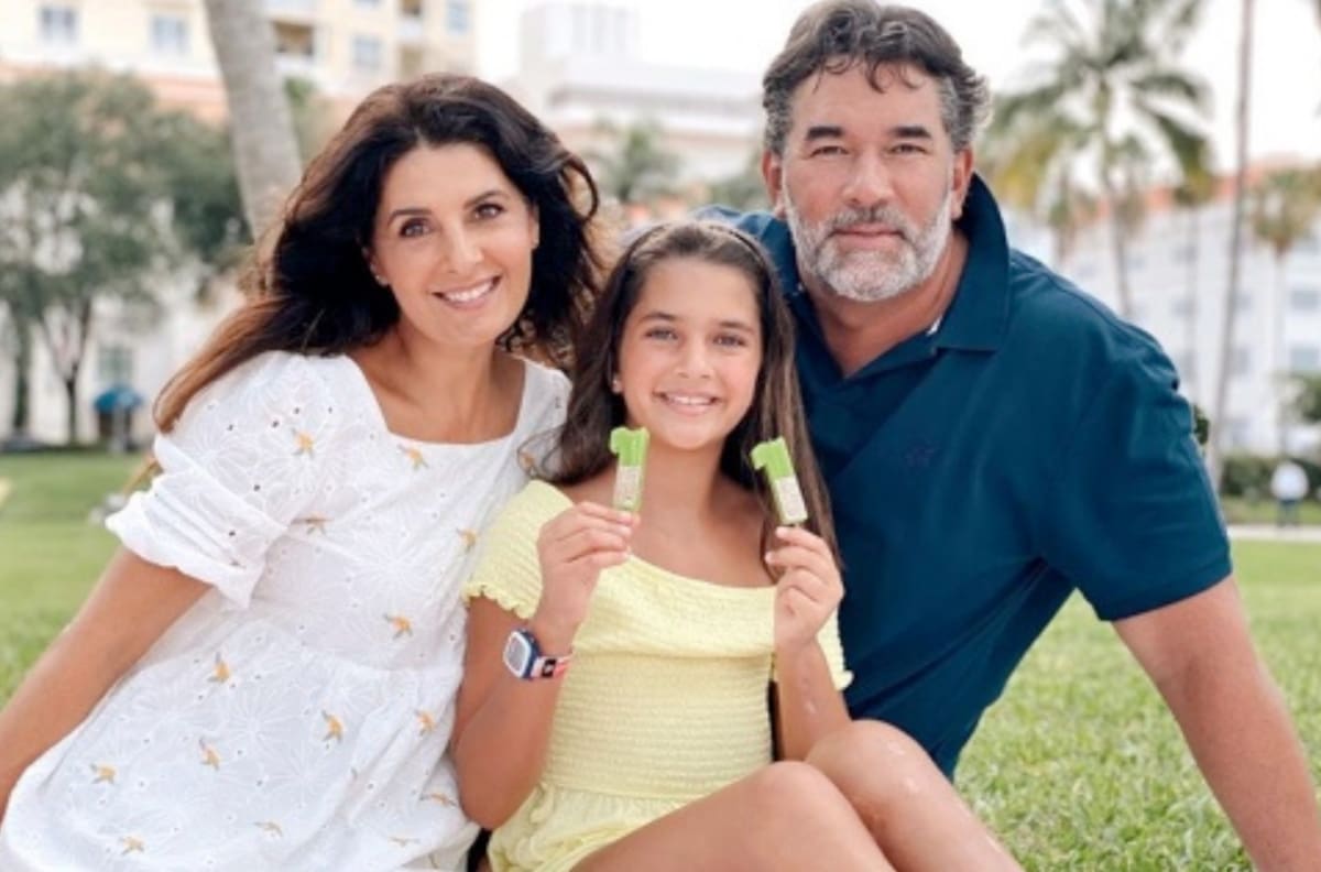Mayrín Villanueva y Eduardo Santamarina mantienen en quirófano a su hija por esta razón