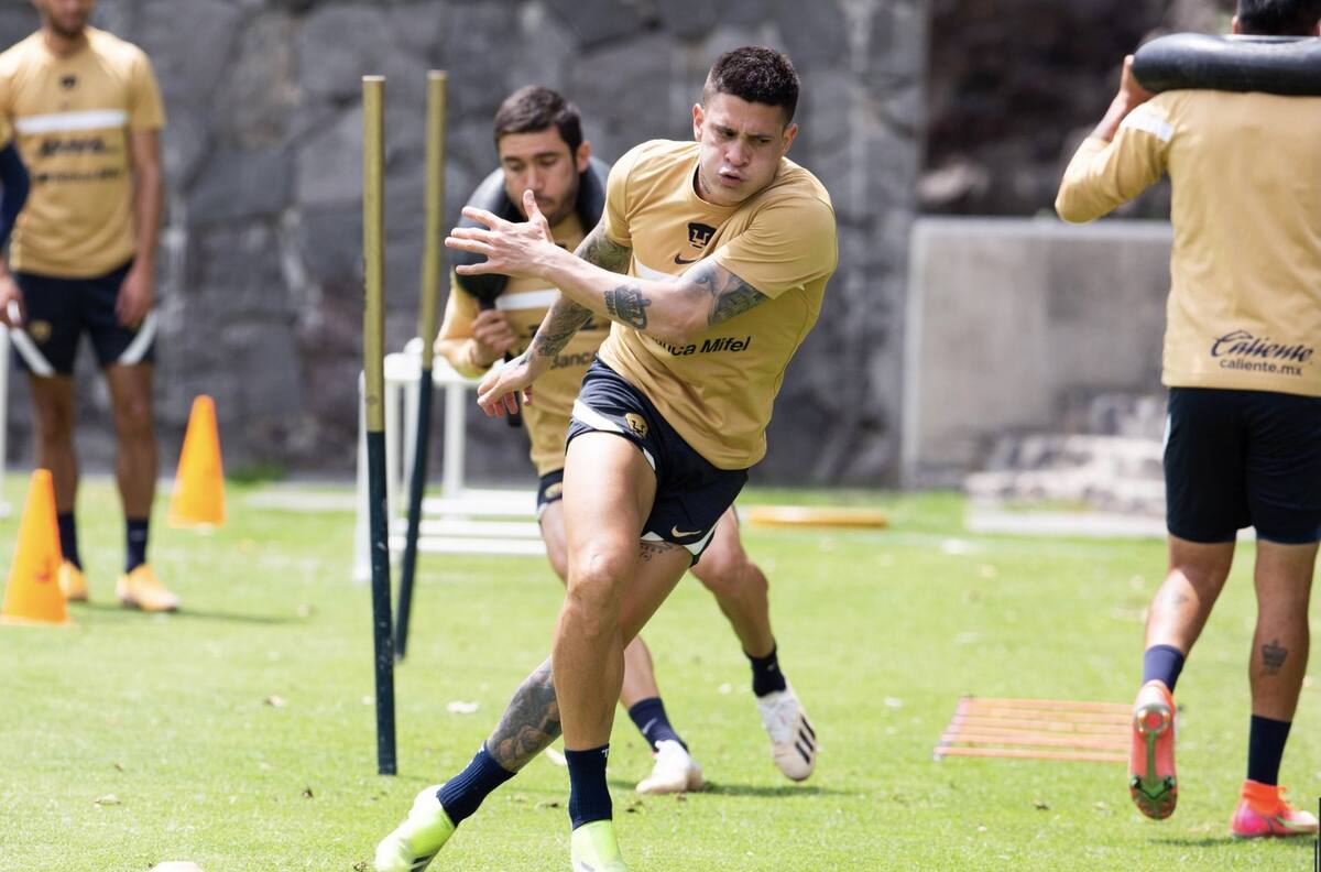 ¡Se calentaron los ánimos en Pumas!: Juan Manuel Iturbe arremetió contra periodista mexicano