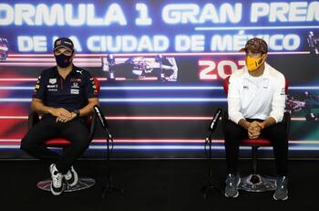 Sergio Pérez no se preocupa por Daniel Ricciardo y agradece que esté en Red Bull: “es genial tenerlo”