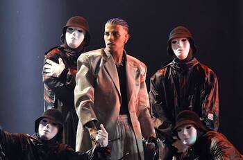 Rauw Alejandro anuncia gira por México y el mundo