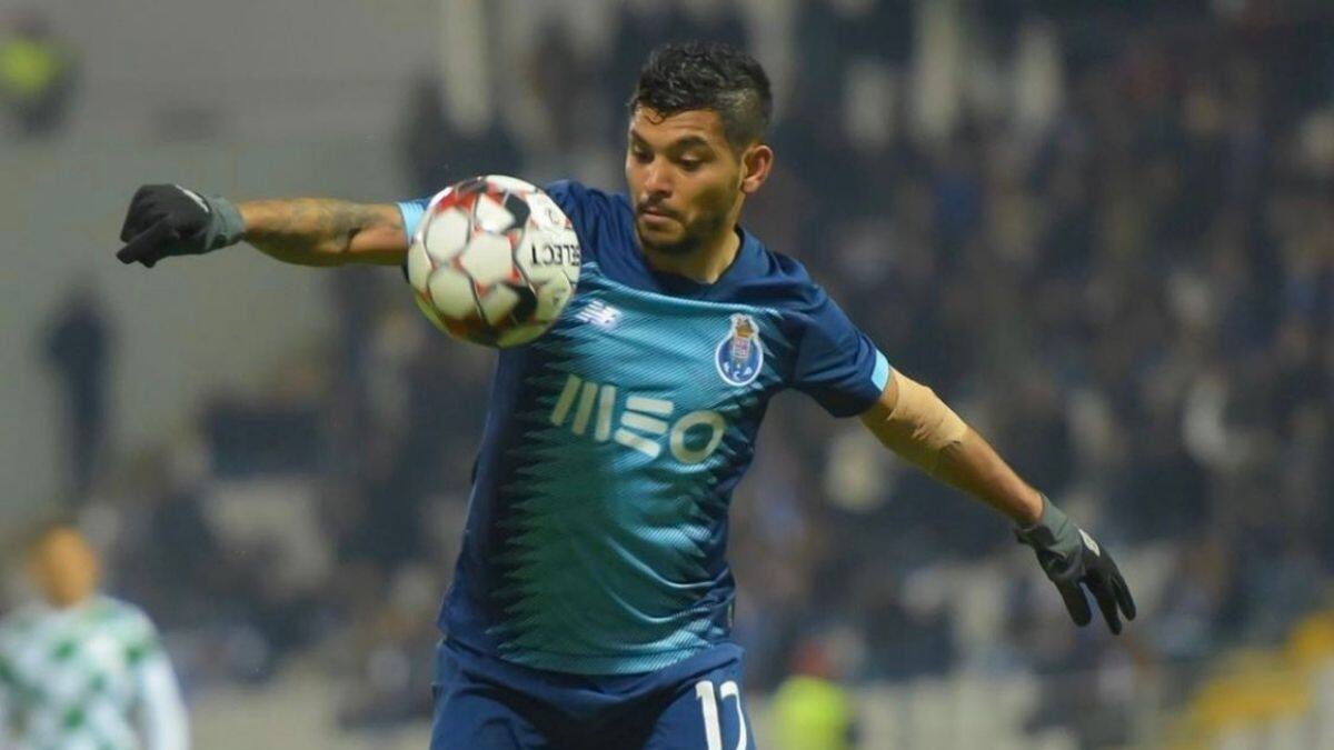 Se estancan las negociaciones por el Tecatito Corona entre Porto y Sevilla