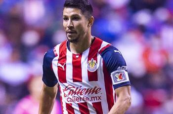 Jesús Molina, de ser bien pagado en la Liga MX a ganar como juvenil en Pumas