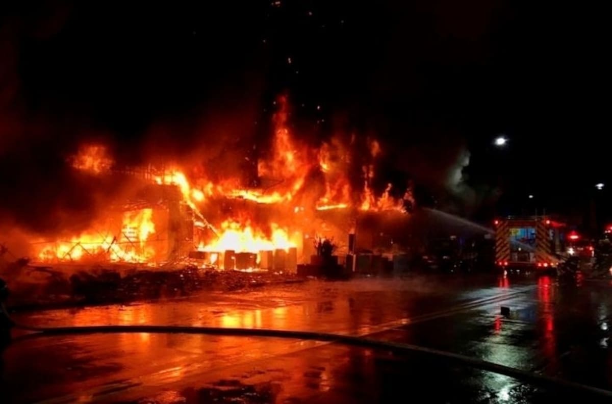 VIDEO: Incendió en Taiwán deja 46 muertos en un edificio