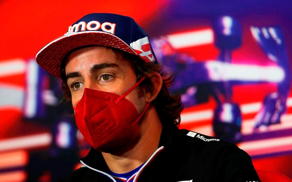 El asturiano hará su debut con la escudería británica junto a Lance Stroll