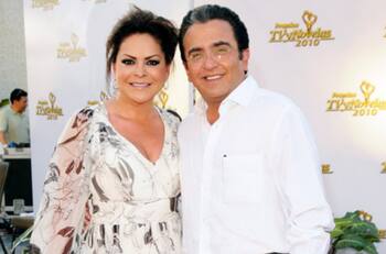 Exesposa de Vicente Fernández Jr. tendrá que hacer curso para volverse a casar