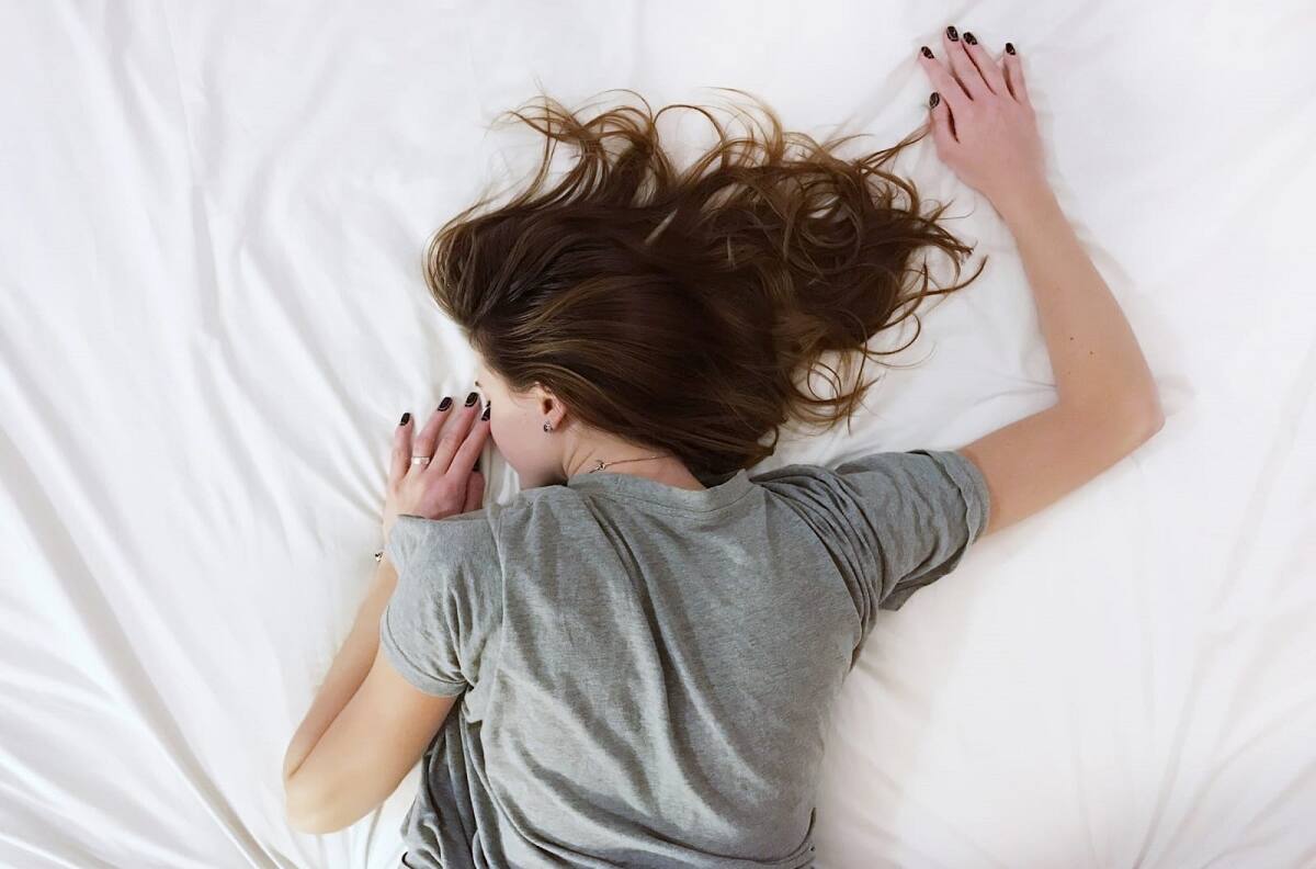 Estos alimentos te ayudan a dormir mejor y rejuvenecer