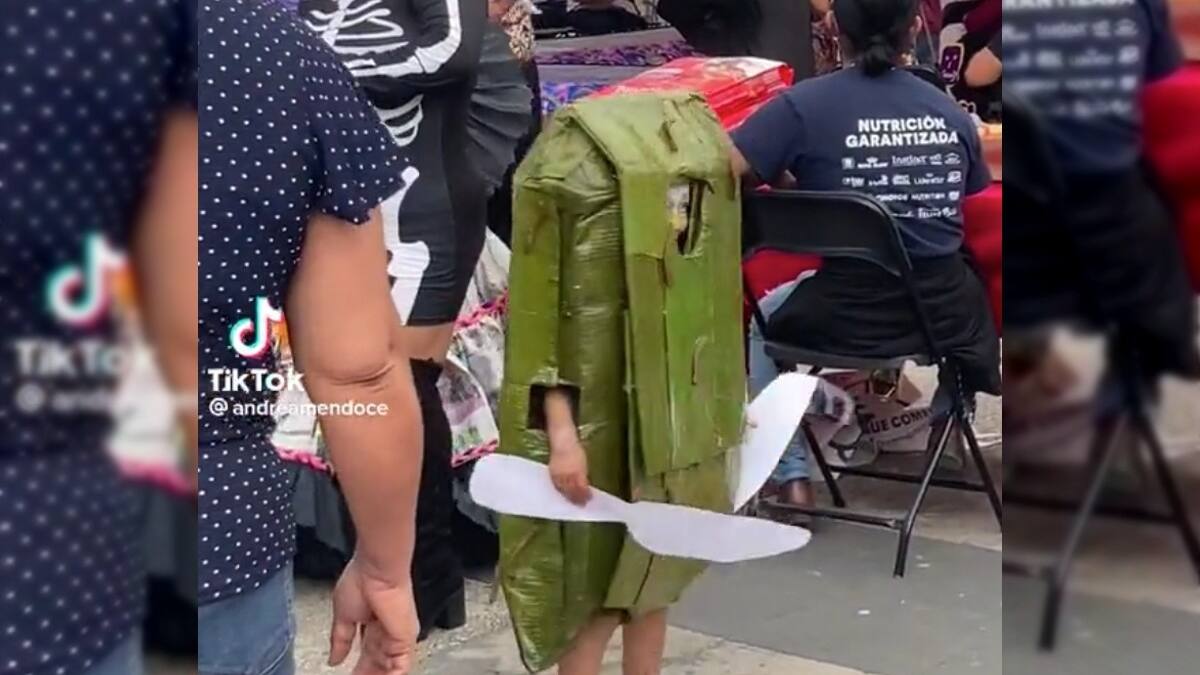 Niño se disfraza de tamal oaxaqueño para Día de Muertos y se vuelve viral