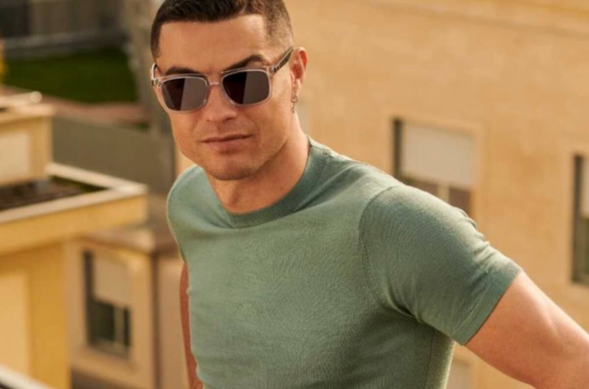 Cristiano Ronaldo luce su escultural cuerpo sin tatuajes