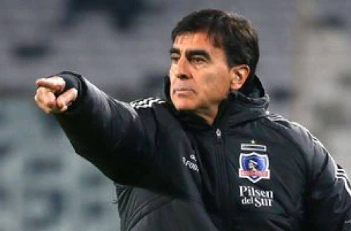 Gustavo Quinteros, técnico de Colo Colo, ningunea al América y Liga MX