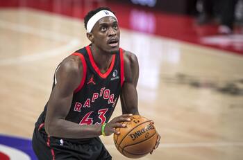 NBA: Pascal Siakam evitó barrida de Raptors sobre Sixers y aseguran juego 5