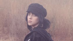 En el concierto de Billie Eilish confundieron a una fan con la cantante