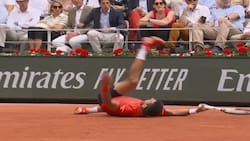 VIDEO | La fea caída que sufrió Novak Djokovic en la final de Roland Garros