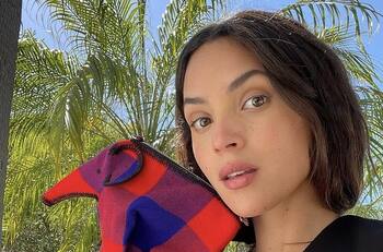 Adria Arjona, hija de Arjona, triunfa como modelo y apunta a Hollywood