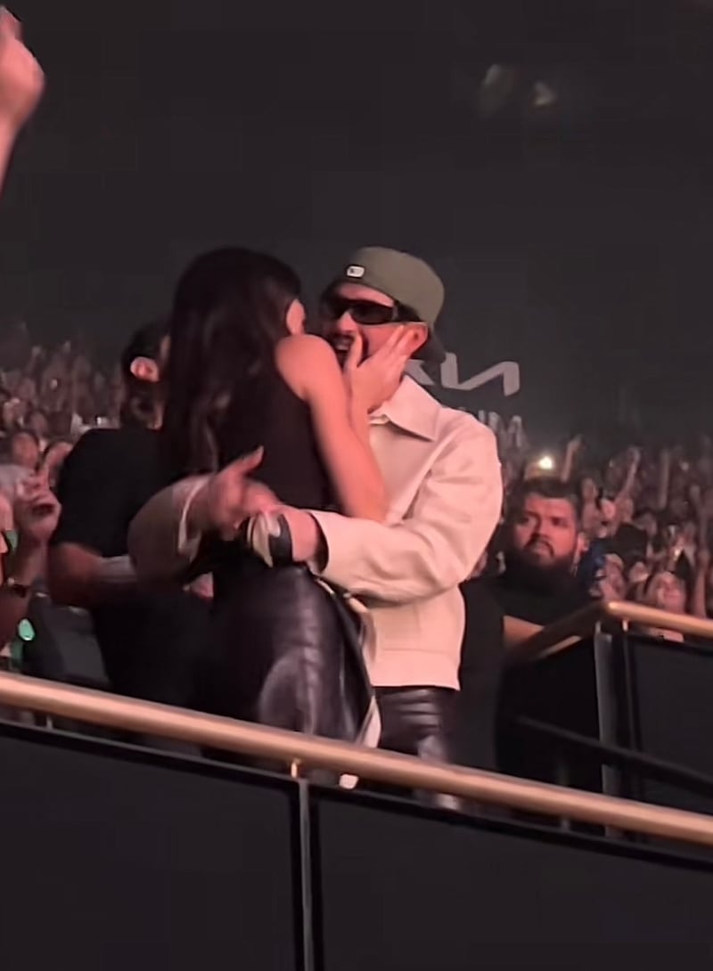 La pareja asistió a concierto de Drake