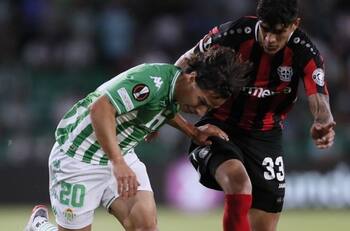 No solo América: El otro club que se metió en la lucha por fichar a Diego Lainez