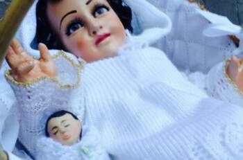 Hecho viral: aseguran que figura de Niño Dios llora sangre