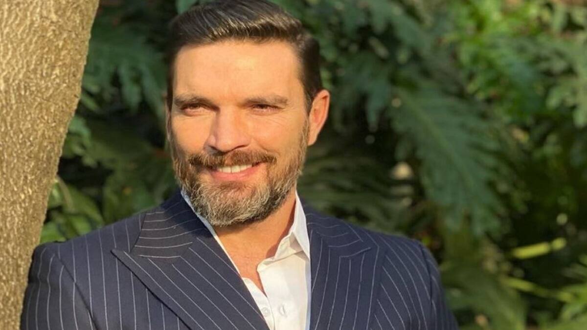 Julián Gil y Valeria Marín sonríen ante los rumores de infidelidad