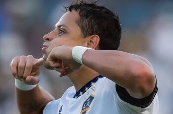 VIDEO | El golazo de Chicharito Hernández frente al New England Revolution