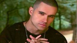 Eleazar Gómez podría convertirse en maestro de yoga a falta de propuestas de trabajo