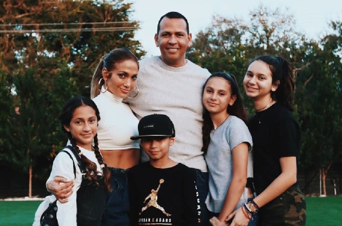 ¿Qué pasará con los negocios millonarios que comparten Jennifer Lopez y Alex Rodríguez?