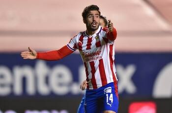 Pollo Briseño: 'Seré malo, pero pongo hue..'