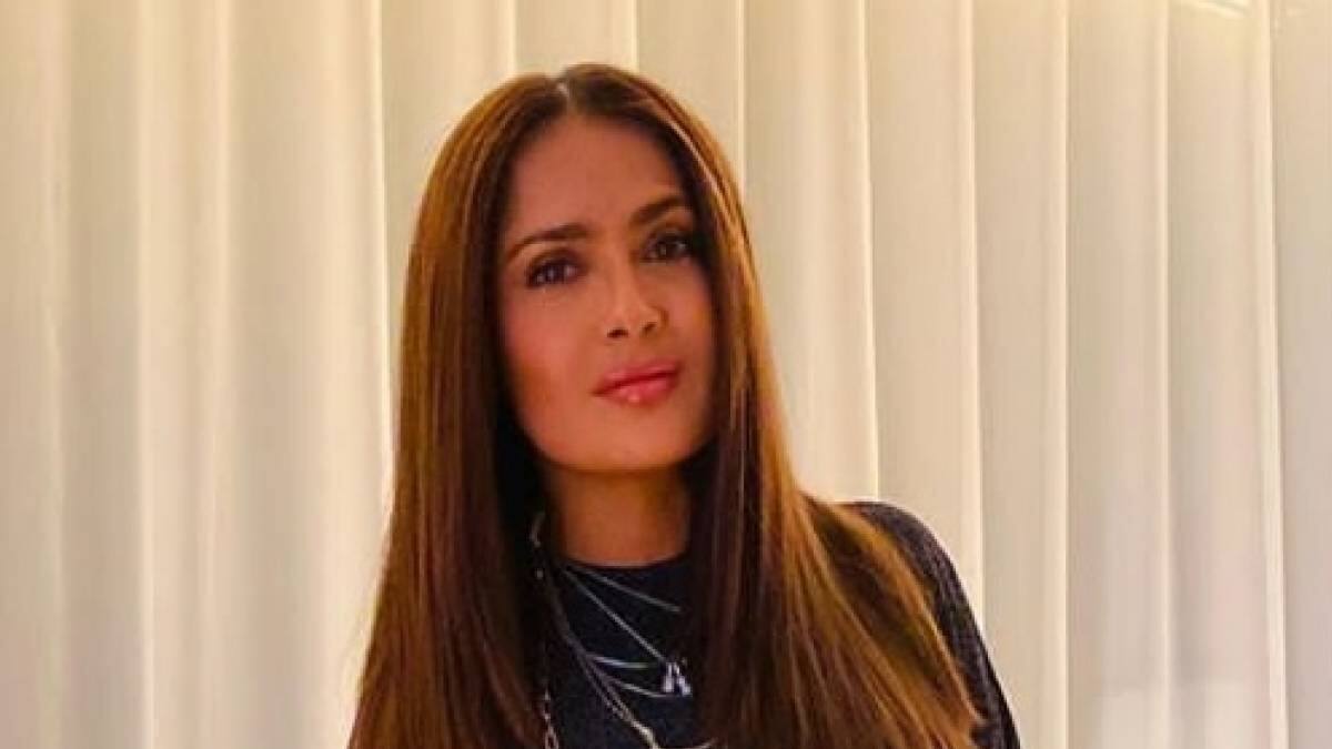 (Fotos) Salma Hayek se robó las miradas en la alfombra roja con un costoso vestido