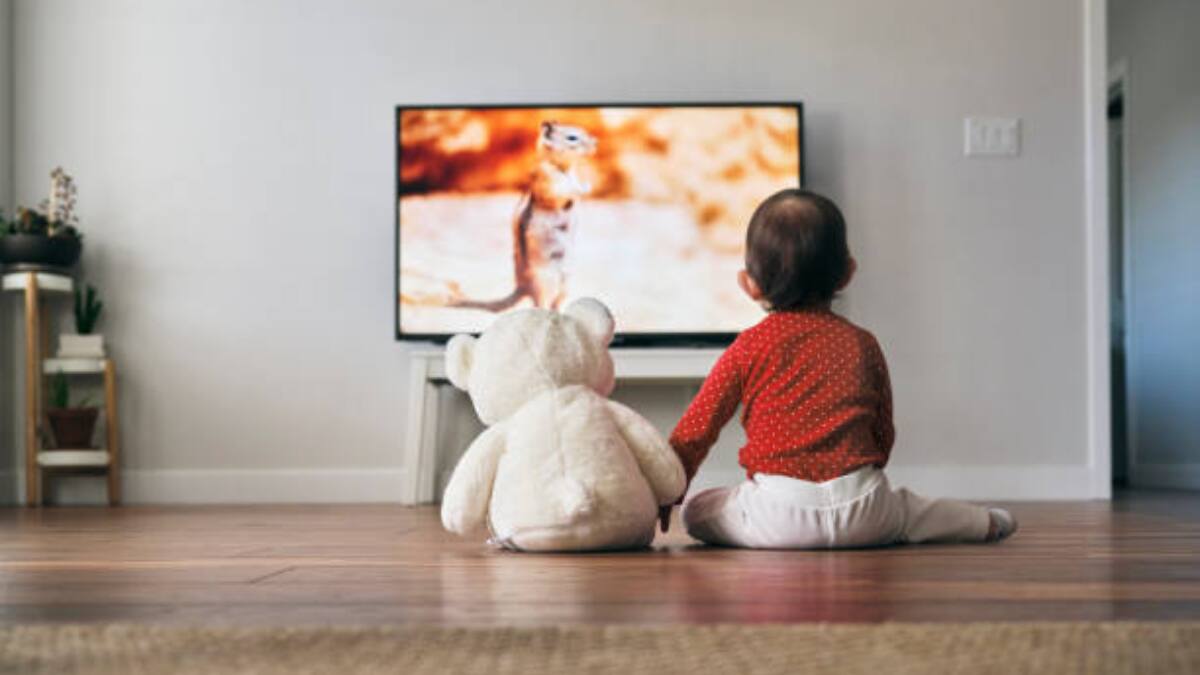 Maternidad: ¿A qué edad puede un niño ver televisión?