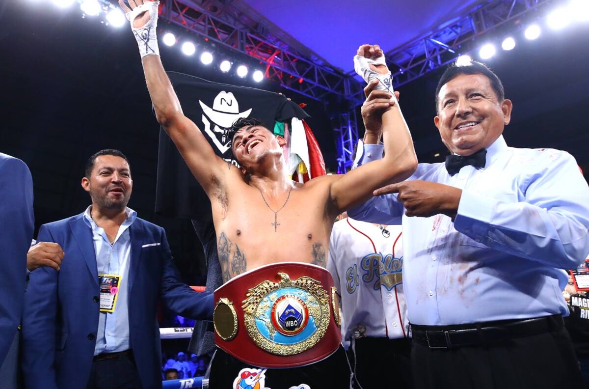 ¿Cómo y dónde ver la pelea de Emanuel el Vaquero Navarrete?: Otro campeón mundial mexicano