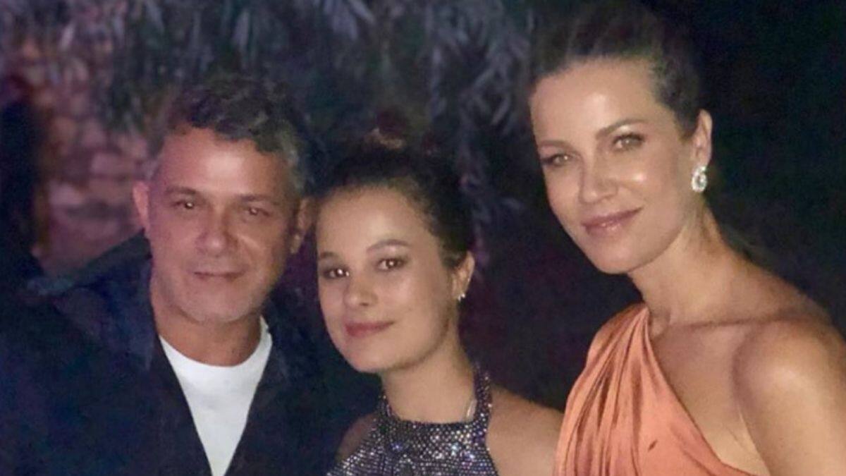 Alejandro Sanz celebra los 20 años de su hija Manuela con emotivo mensaje