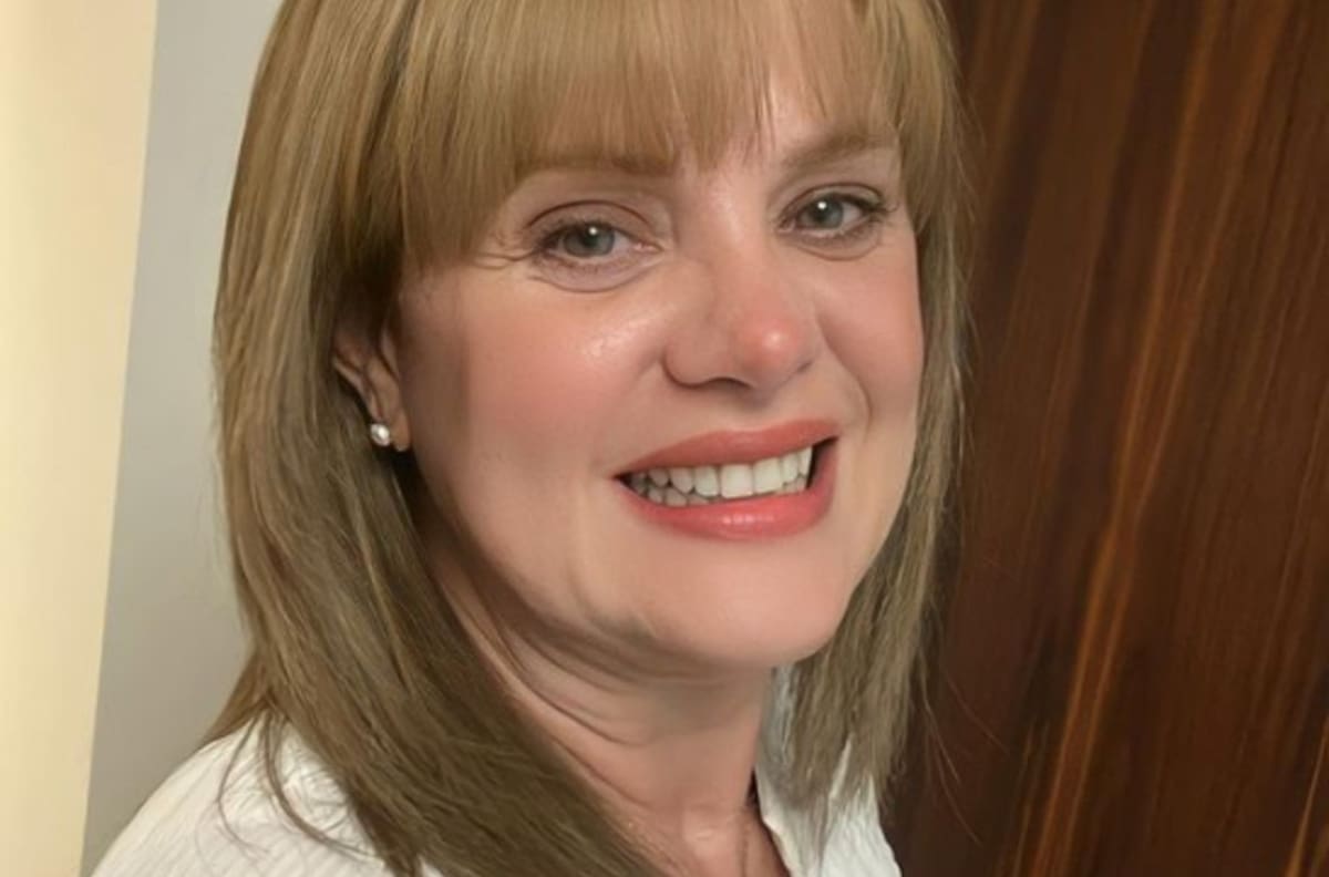 Erika Buenfil celebra el Día del Niño con una foto de cuando era pequeña