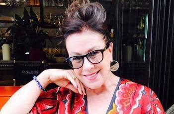 "Asco de mexicanos", dice Laura Zapata a funcionarios por repartir vacunas Covid fuera de México