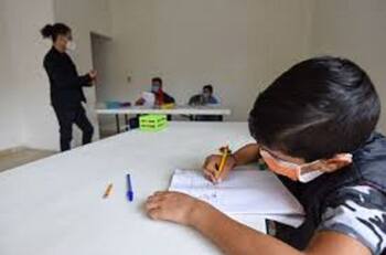 Modelo presencial: voluntario para estudiantes y maestros en Jalisco