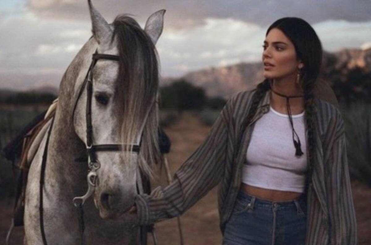 Vanessa Hudgens critica fotografía de Kendall Jenner con fuerte mensaje