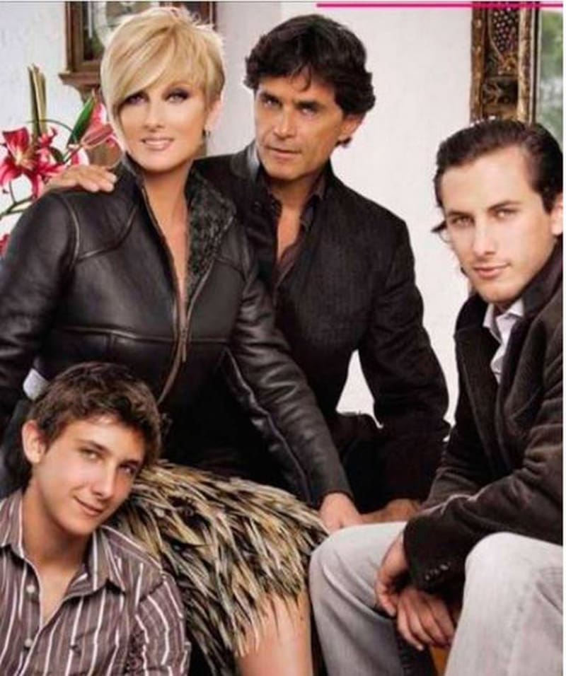 La pareja tuvo dos hijos Sebastián y Emiliano Zurita, quienes han seguido sus pasos como actores.