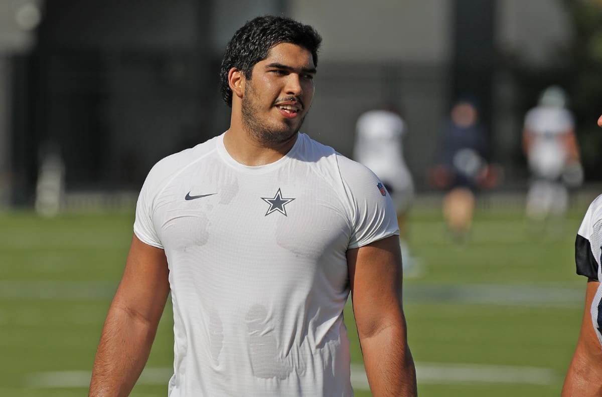 Cortan a mexicano Isaac Alarcón de los Vaqueros de Dallas