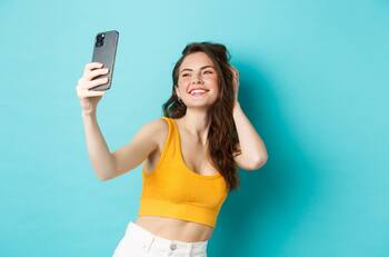 Belleza: Tips para tomarte las mejores selfies para tus redes sociales