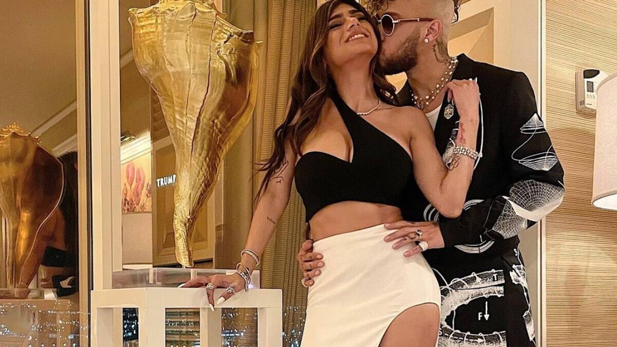 Jhay Cortez y Mia Khalifa confirman su romance en redes sociales