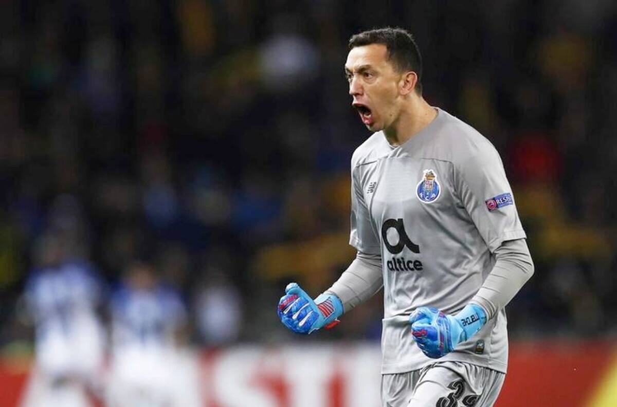 Marchesín no olvida al América: "Es imposible no enamorarse de ese club"