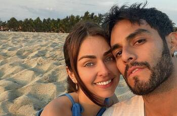 Claudia Martín envía romántico detalle a su novio Hugo Catalán