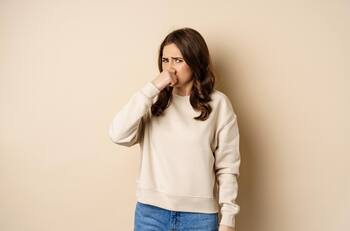 4 olores en tu cuerpo que indican un problema en tu salud