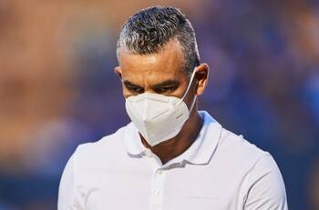 Héctor Altamirano deja la dirección técnica de Querétaro