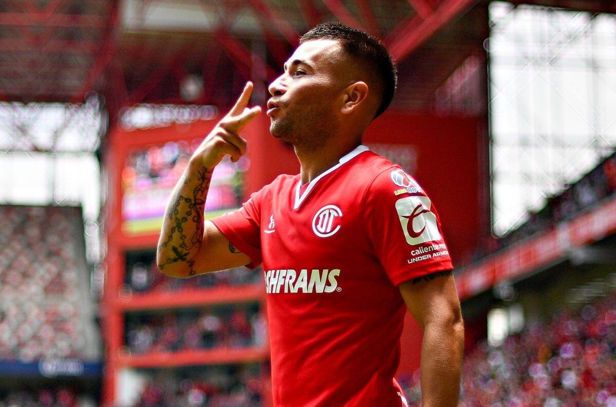 VIDEO | Jean Meneses marcó golazo de volea con el Toluca ante Xolos