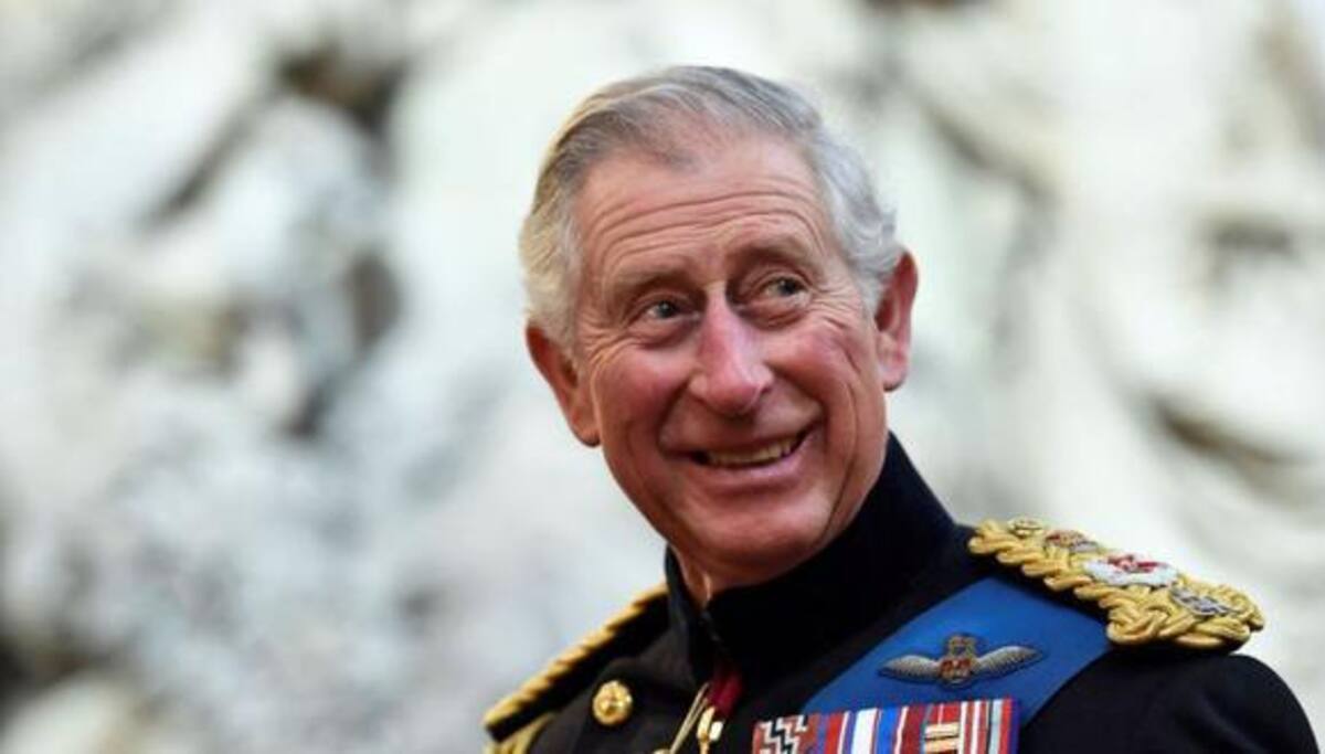 El Rey Carlos III se ganó el amor eterno de los nudistas del Reino Unido. - Créditos: Instagram