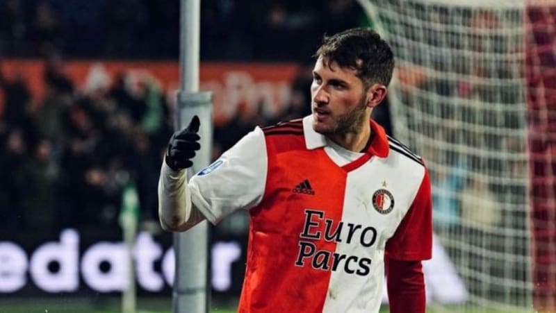 Santiago Giménez sigue imparable con el Feyenoord.