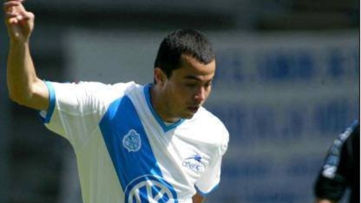 Llevo a Ecuador a su primer mundial, pasó por Puebla y las drogas acabaron con su carrera