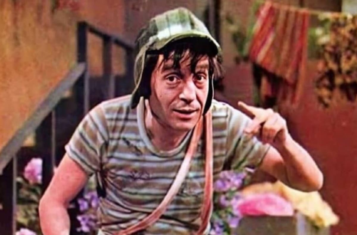 Eduardo España busca dar vida a "Chespirito" y sus personajes en su biopic