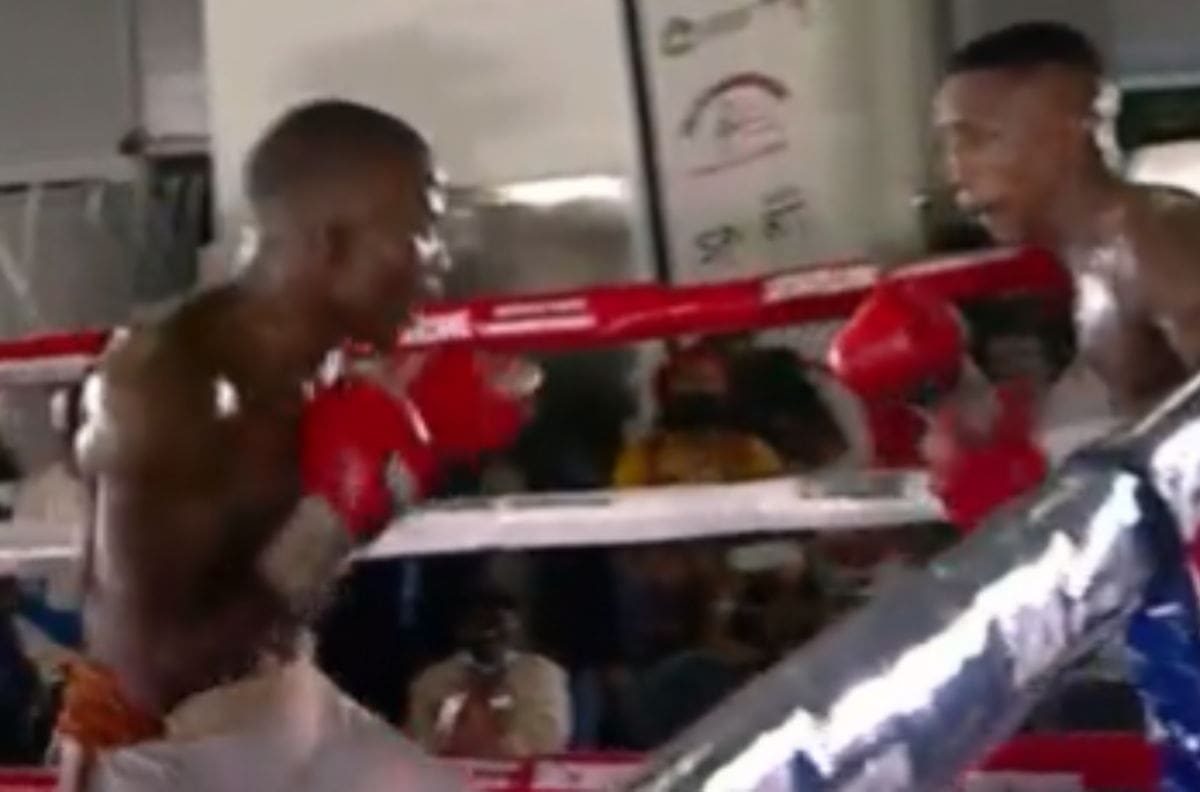 Muere Simiso Buthelezi, boxeador que se hizo viral por tirar golpes al aire